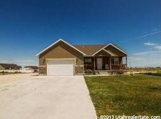 869 E Silver Spur Rd, Grantsville, UT 84029