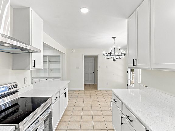 5th image of 133 Ericson Rd