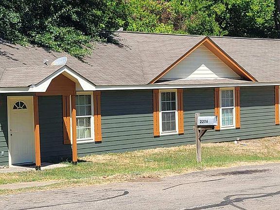 2nd image of 2208 N Tenneha Ave