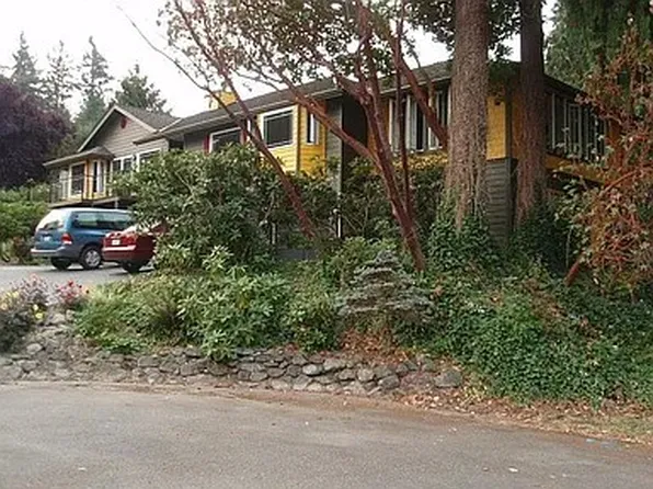 1515 Lidstrom Pl E, Pt Orchard, WA 98366