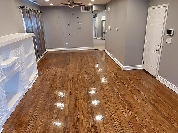 4th image of 5216 S Peoria St #1