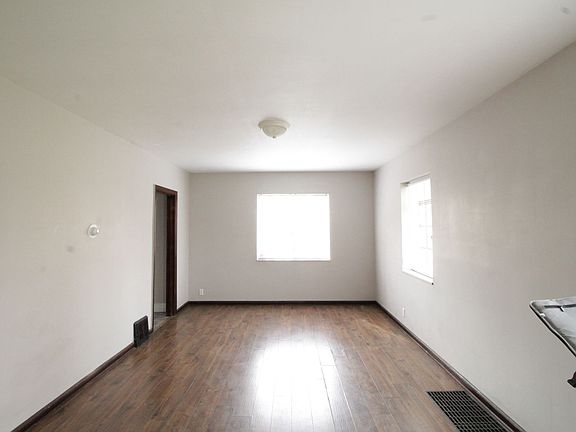3rd image of 1624 S High St #0