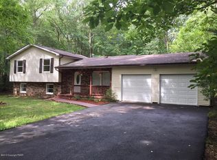 145 Crabapple Ln, Kunkletown, PA 18058