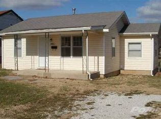 1507 E North St, Springfield, MO 65803