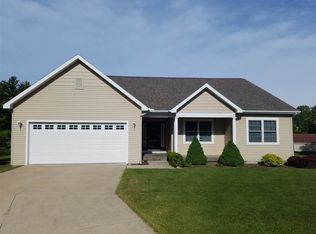 12625 Weislik Ct, Charlevoix, MI 49720
