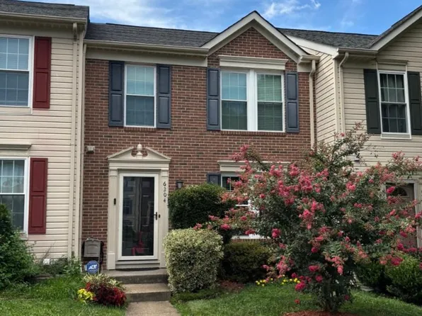 6204 Battalion St, Centreville, VA 20121