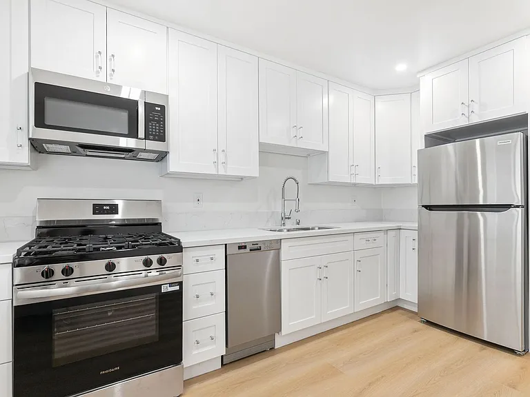 (15) 4130,4132 Palmwood — Photo 13