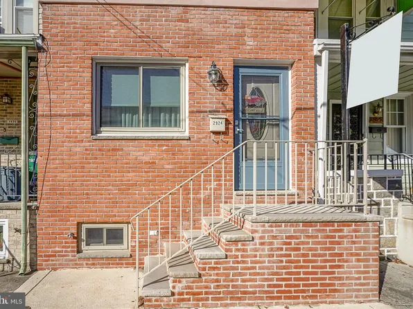 2924 S Smedley St, Philadelphia, PA 19145