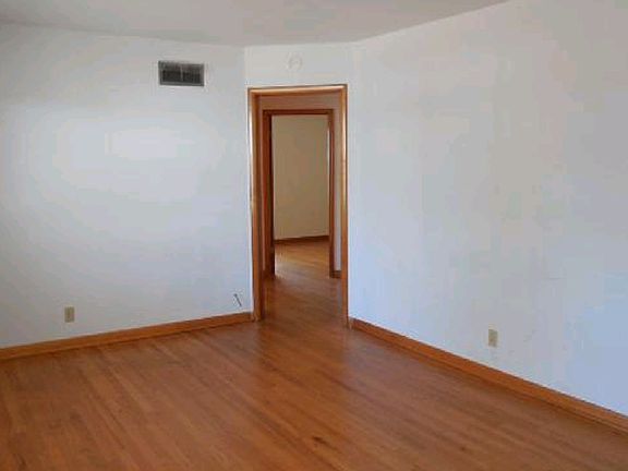 2nd image of 312 N Roosevelt Ave