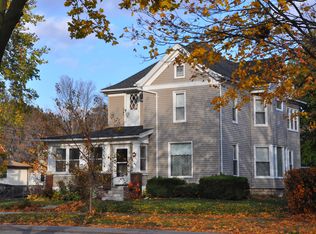 904 State St, Cedar Falls, IA 50613