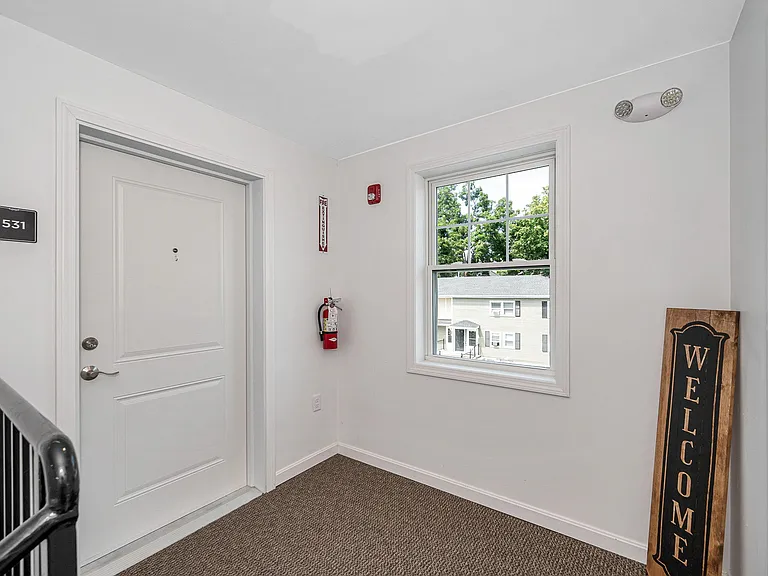 Princeton Court Apartments — Photo 3