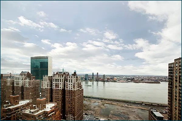 Sold by Brown Harris Stevens | media 9