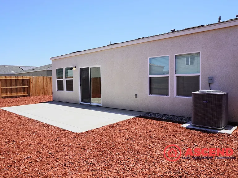 8206 Wandesford Dr — Photo 24