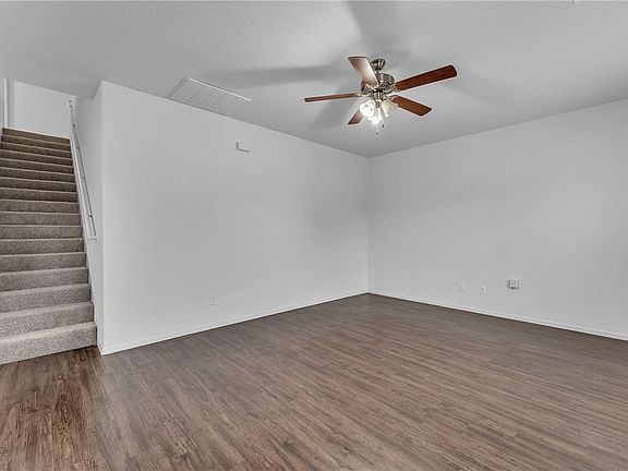 5th image of 4404 SW Gallatine Ave