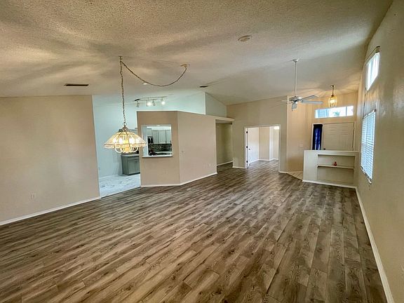 3rd image of 4337 Edenrose Way #99