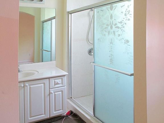 5th image of 2301 Anchor Ct #4007