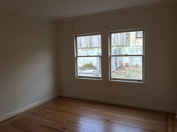4th image of 1654 17th Ave