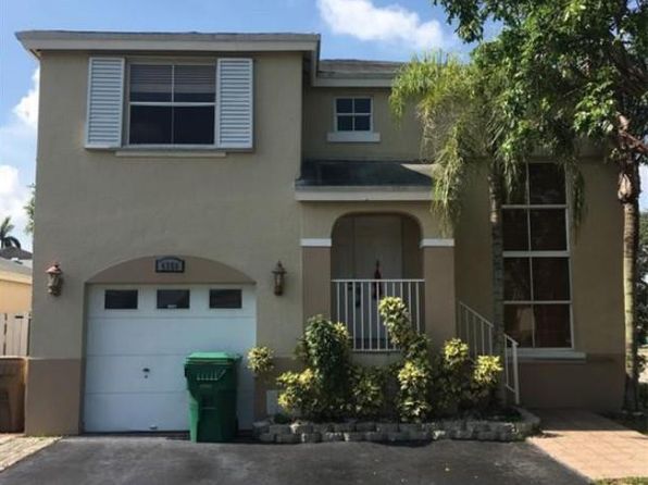 4350 SW 72nd Ter