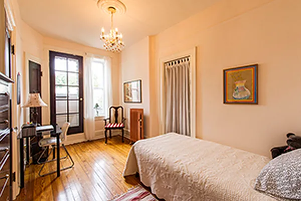Sold by Aguayo & Huebener Brooklyn | media 5