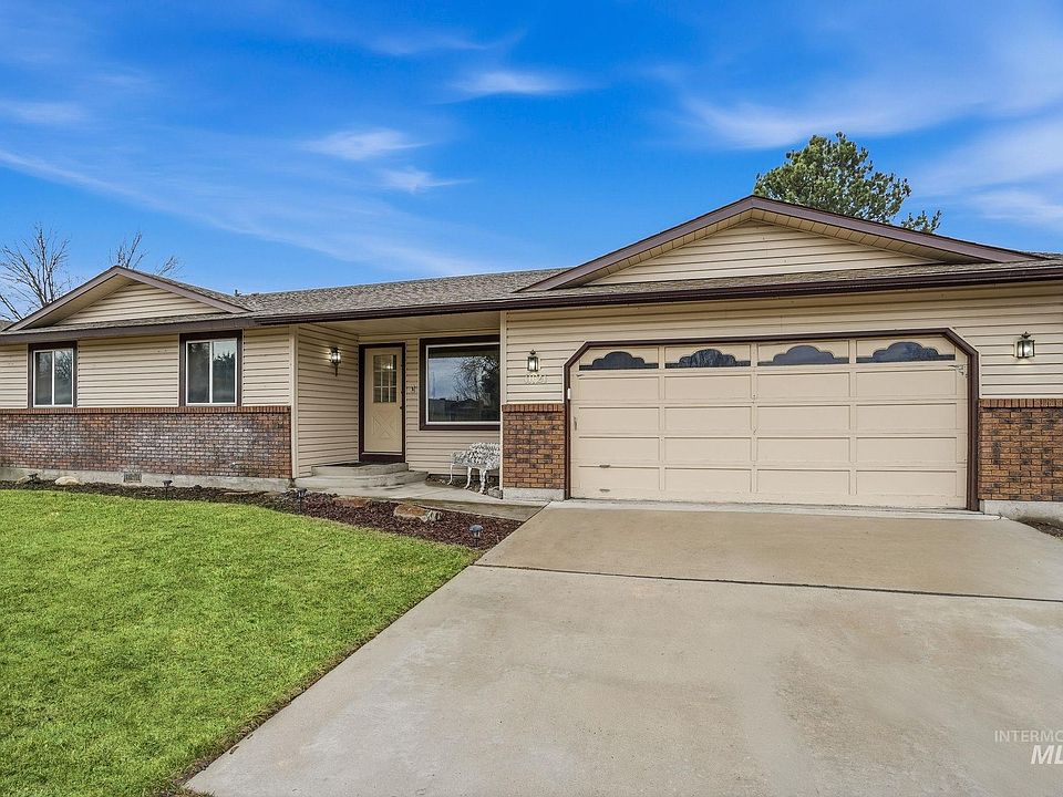 1st image of 11121 W Richey Ct