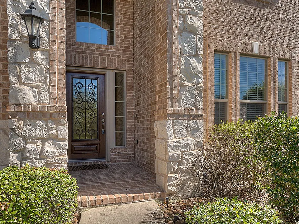 10 Quillwood Pl