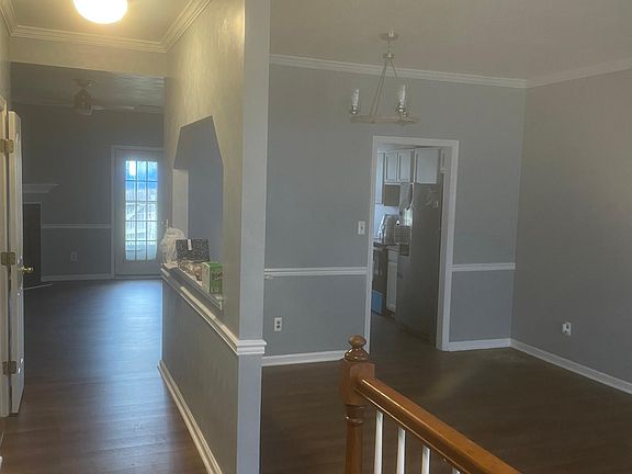 2nd image of 306 N College Dr