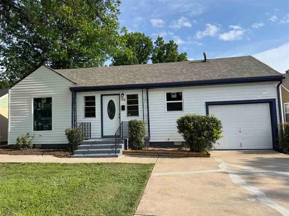 1708 NW Cherry Ave, Lawton, OK 73507