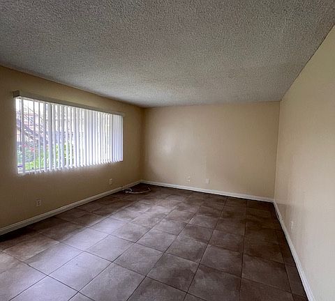 2nd image of 5535 Ackerfield Ave Unit 22