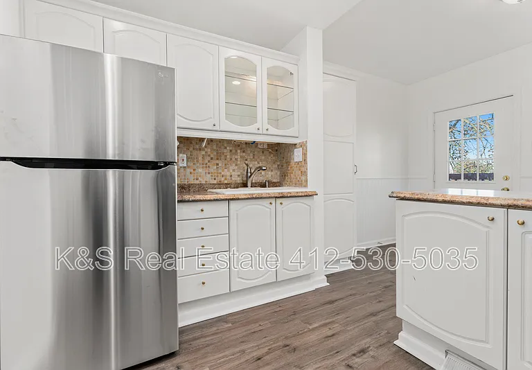 1043 Mount Oliver St — Photo 14