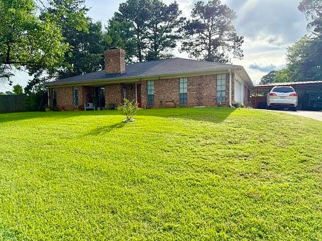 1st image of 1503 Greenbriar Dr