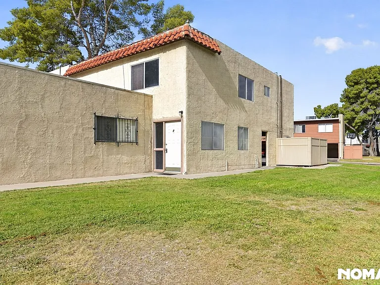 6640 E Calle Ln #PAZ — Photo 2