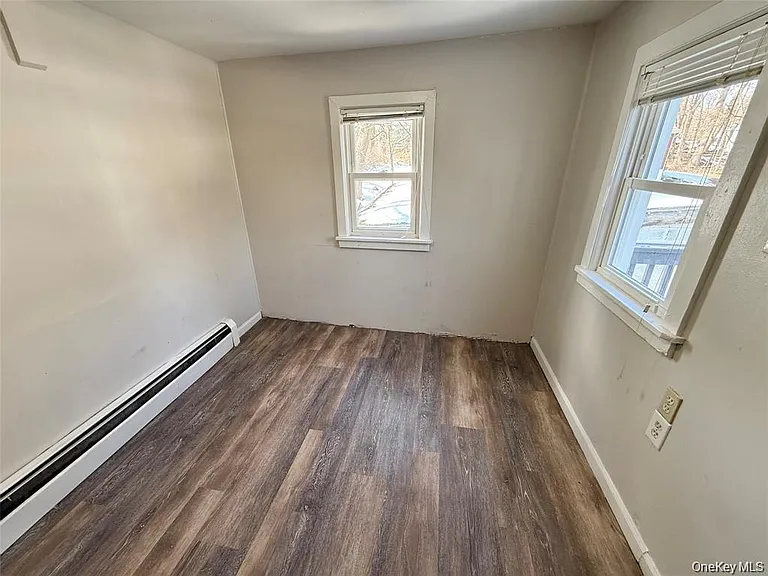 4 Riverview Ave #2 — Photo 6