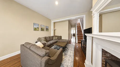 1902 11th St NW #A Photo 1