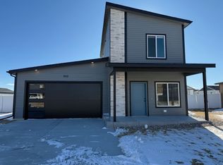 1525 Carol Ann Way, Cheyenne, WY 82007