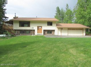 20123 Laughlin St, Chugiak, AK 99567