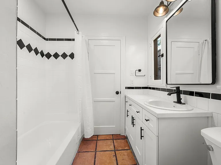 5323 Loma Linda Ave — Photo 15
