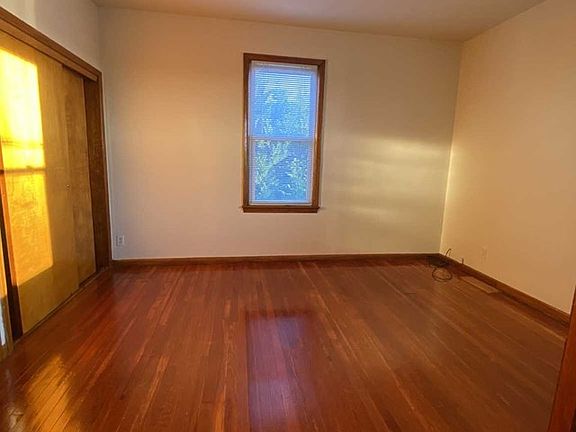 3rd image of 154 Prospect Ave #2