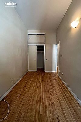 5th image of 24 W 68th St #5