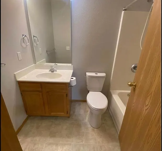 200 Clay St — Photo 9