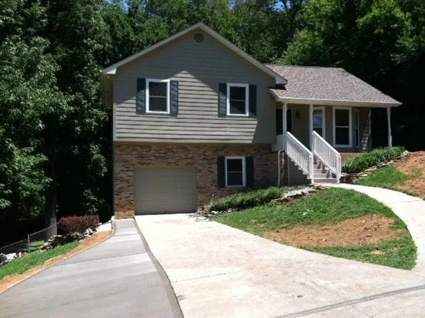 1420 Aldenwood Ln, Knoxville, TN 37919