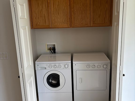 5th image of 755 E Napa St
