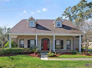 17497 Lauren Dr, Prairieville, LA 70769