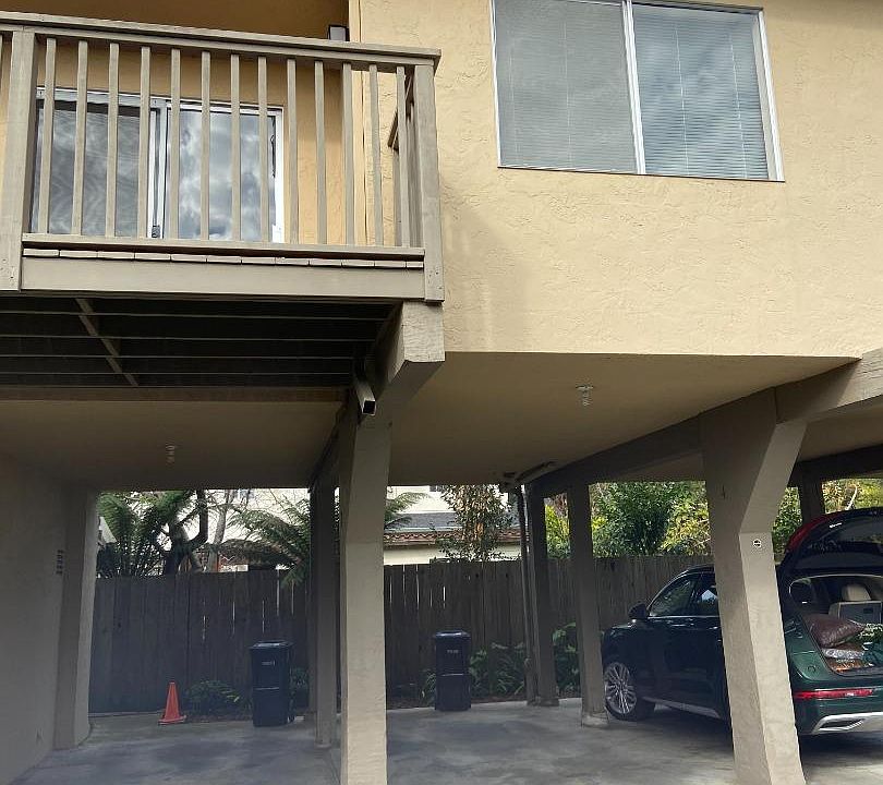 1st image of 518 N Claremont St APT 4