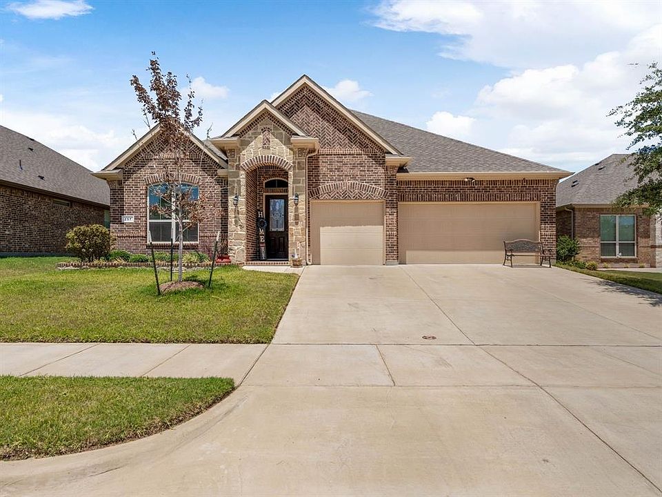 1st image of 257 Ashlawn Dr