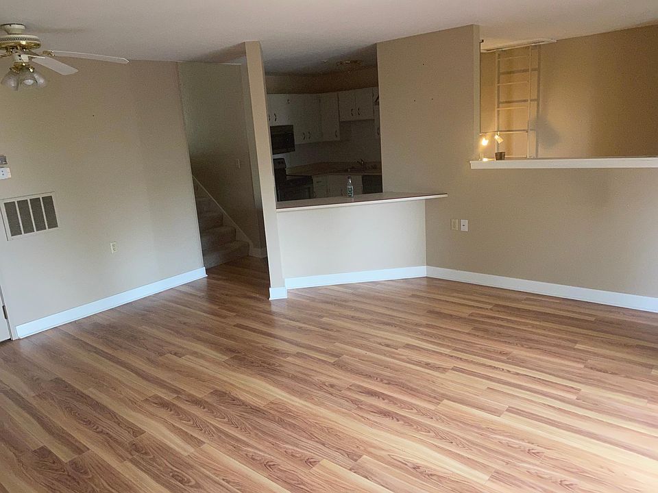 1st image of 9110 N Park Plaza Ct #9110