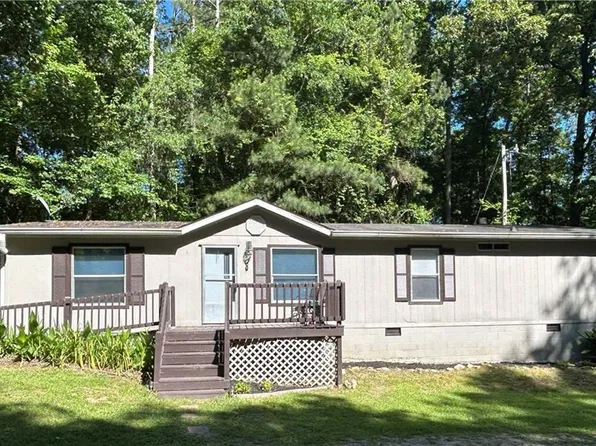 1503 J D Walton Rd, Newnan, GA 30263