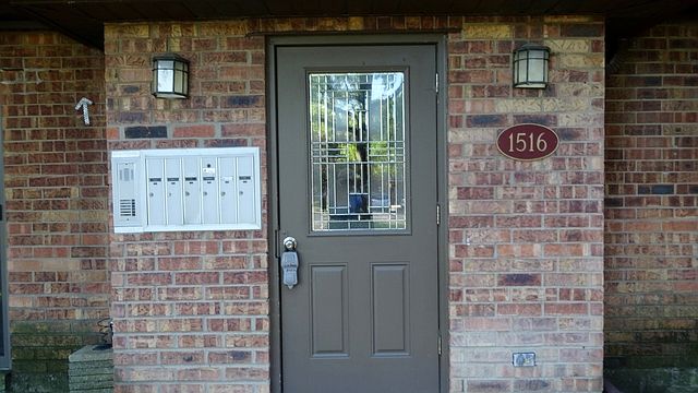 1st image of 1516 S Fairfield Ave APT 31C