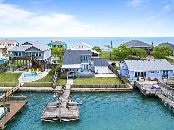 5th image of 105 Copano Ridge Rd