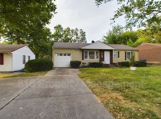 9109 E 73rd St, Raytown, MO 64133