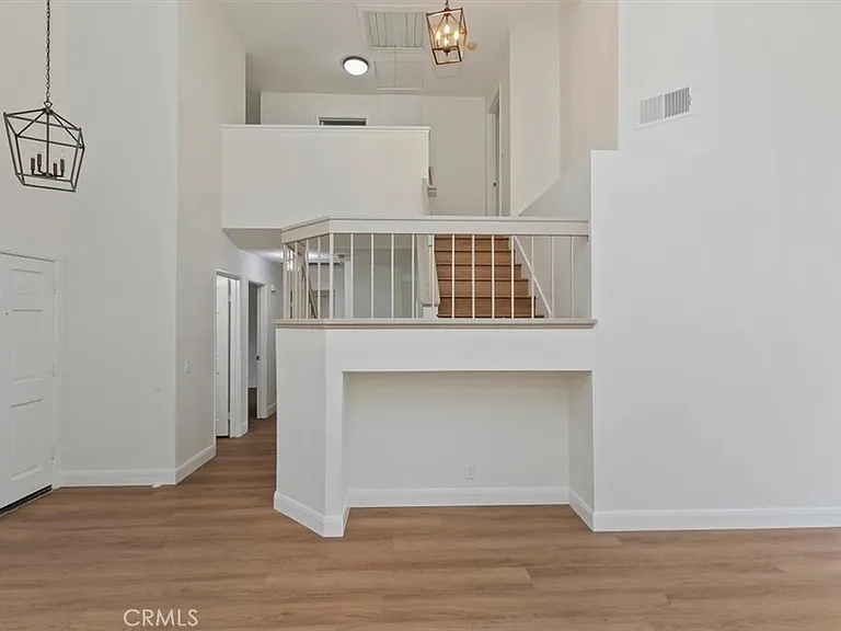 2766 Broken Lance Dr — Photo 6